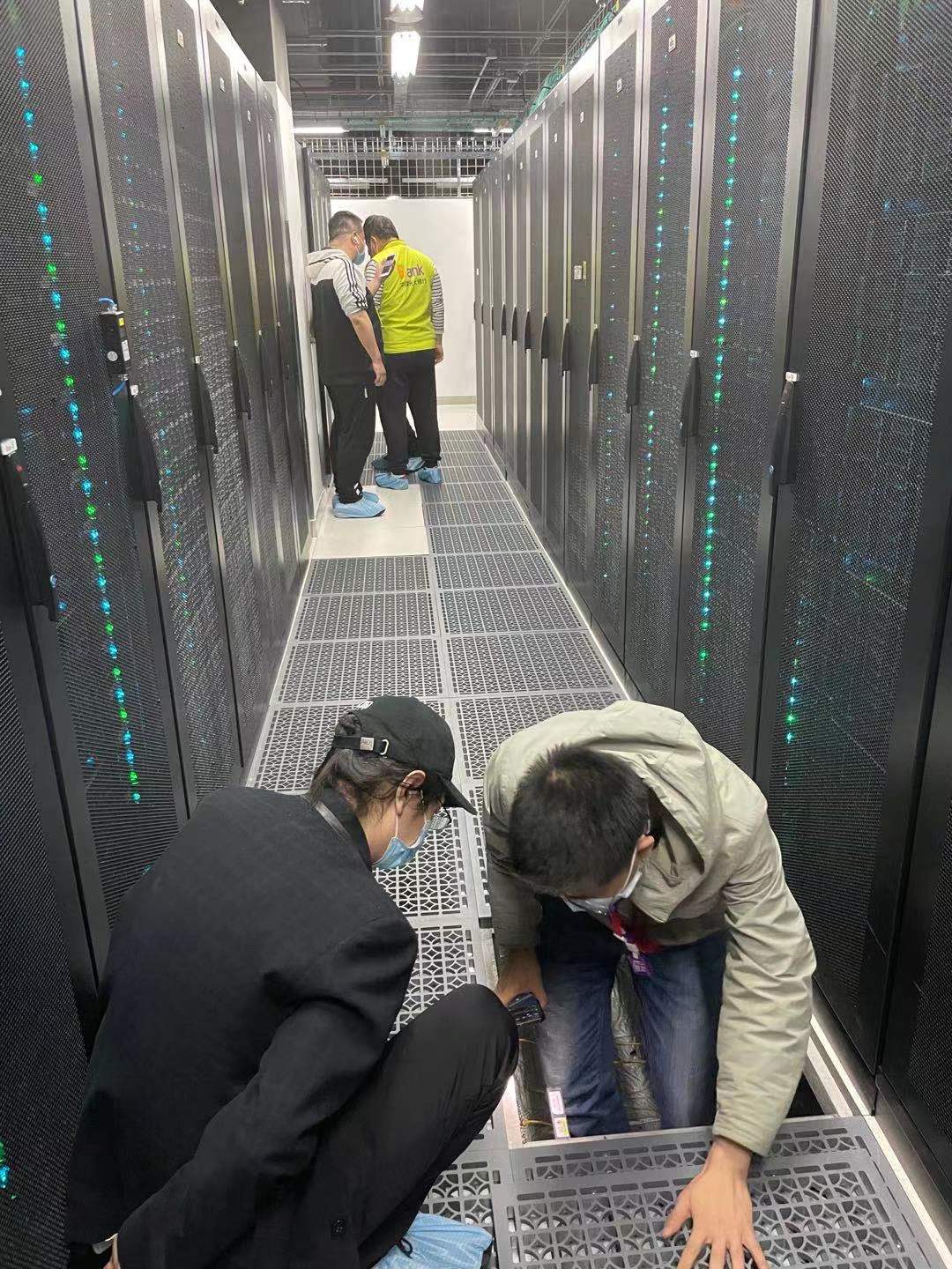 现场运维